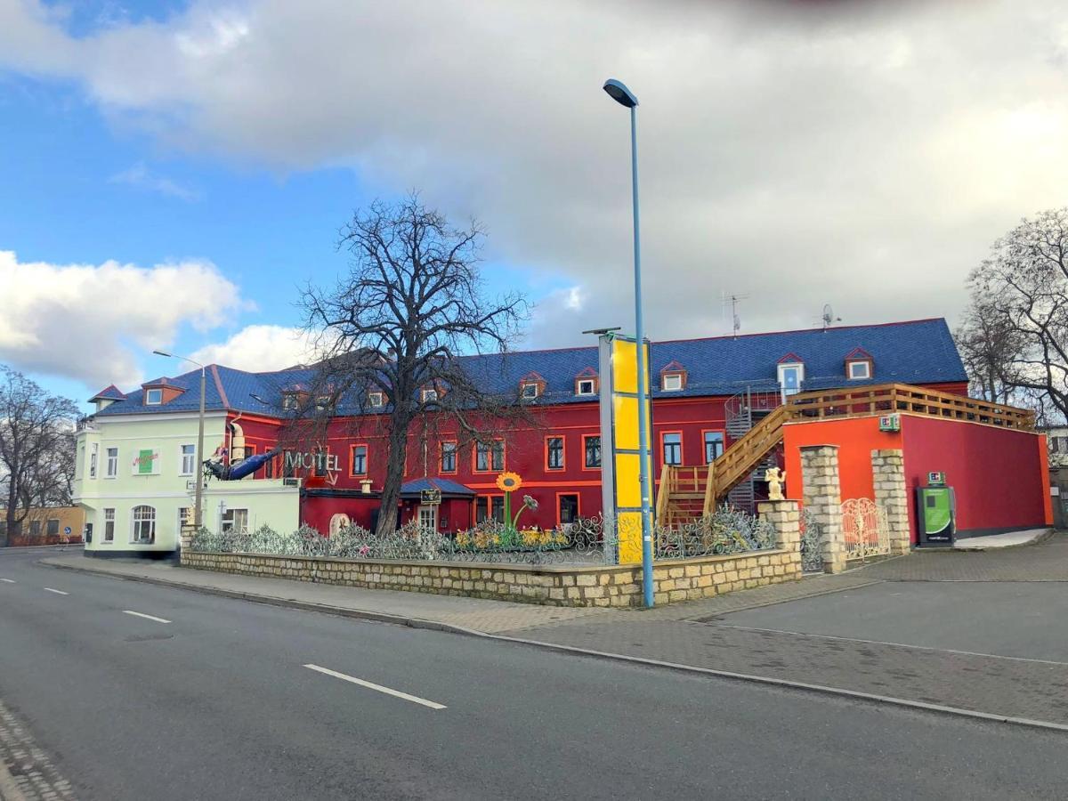 Hotel Eulenspiegel - Das Erlebnishotel In リーザ エクステリア 写真